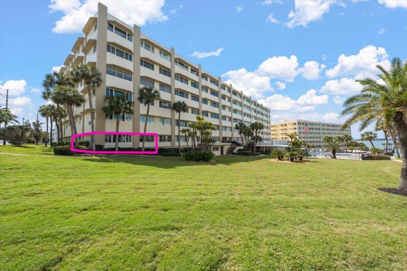 2 bedroom Condominium at 100 Bluff View Drive #114A, Harbour Club Condo 2, Belleair Bluffs — photo 2