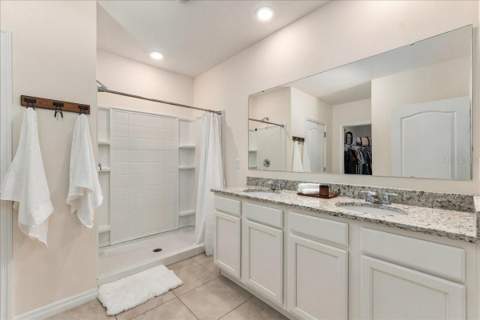 5244 Greenheart Avenue, Mount Dora FL - photo 12 of 28