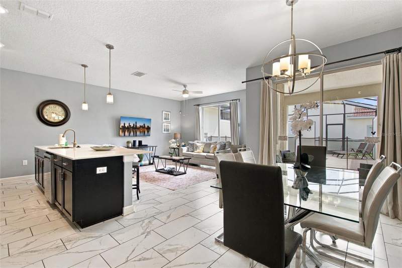 4 bedroom Townhouse at 8980 Stinger Dr, Stoneybrook South Ph J-2 & J-3, Davenport — photo 3