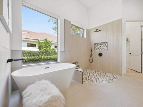 11805 Shire Wycliffe Court, Tampa FL - photo 18 of 48