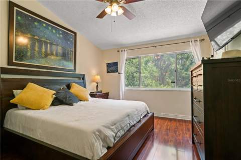 8635 Hunters Key Circle, Tampa FL - photo 17 of 27