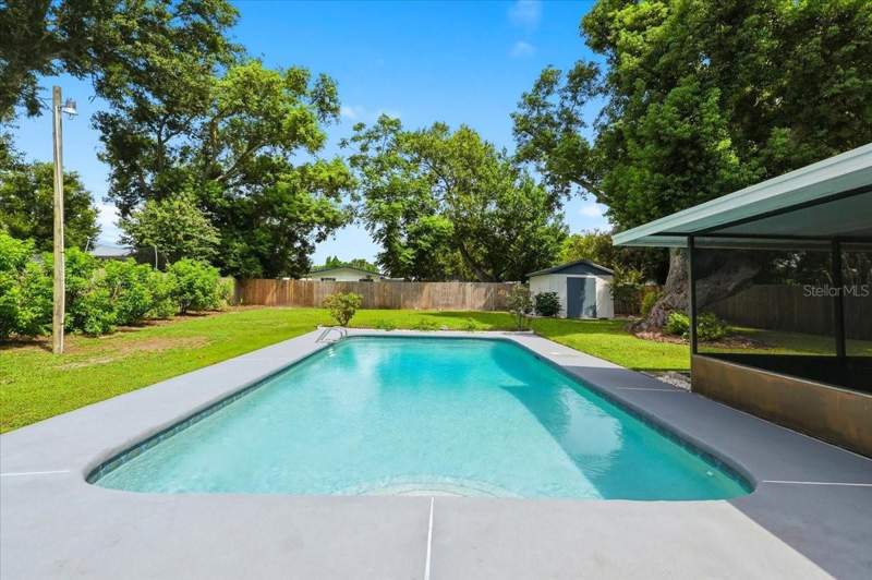 3 bedroom Single Family Residence at 1557 N Lake Shipp Drive, Tranquil Oaks, Winter Haven — photo 3