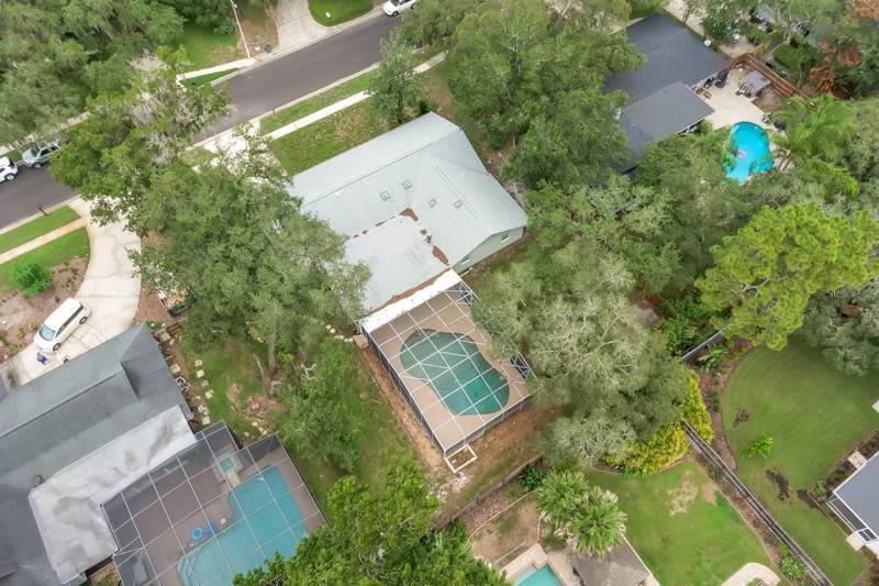 4 bedroom Single Family Residence at 215 Palmetto Concourse, Sweetwater Oaks, Longwood — photo 2