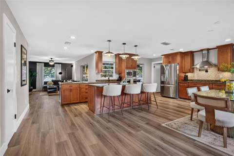 7312 S Fitzgerald Street, Tampa FL - photo 8 of 52