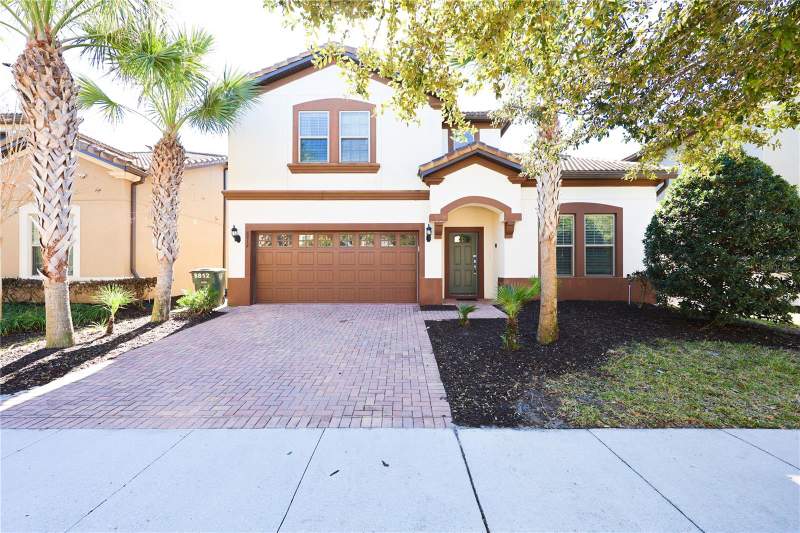 8812 MACAPA DRIVE home for sale in Windsor At Westside