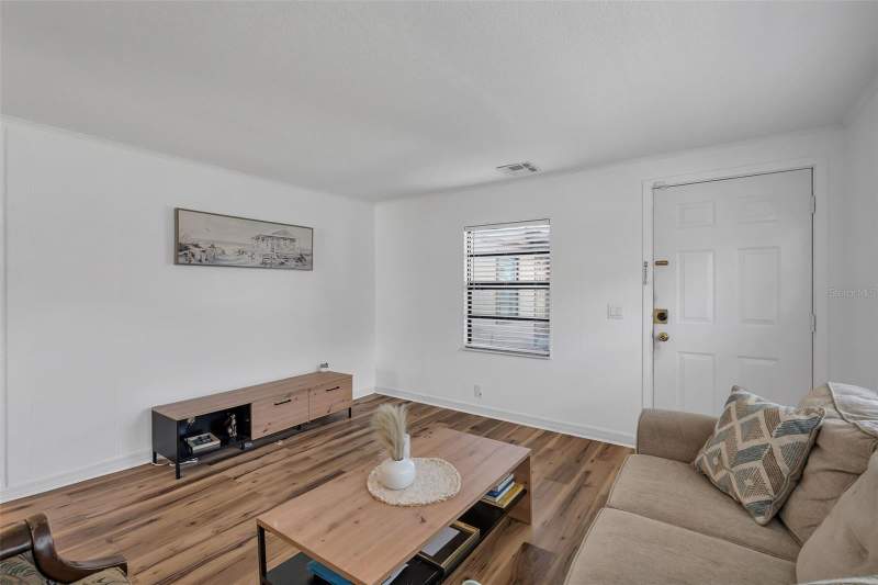 2 bedroom Condominium at 373 Eron Way #47, Townhomes Winter Garden, Winter Garden — photo 3