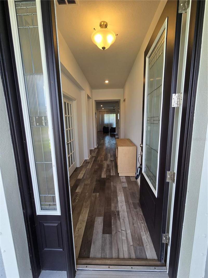 4 bedroom Single Family Residence at 863 W Bayshore Drive, Bayshore Heights Pt Rep, Tarpon Springs — photo 3