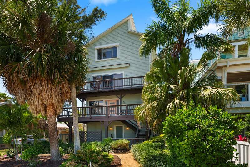 3 bedroom Single Family Residence at 1304 Pass A Grille Way, Websters Map Warren, St Pete Beach — photo 2