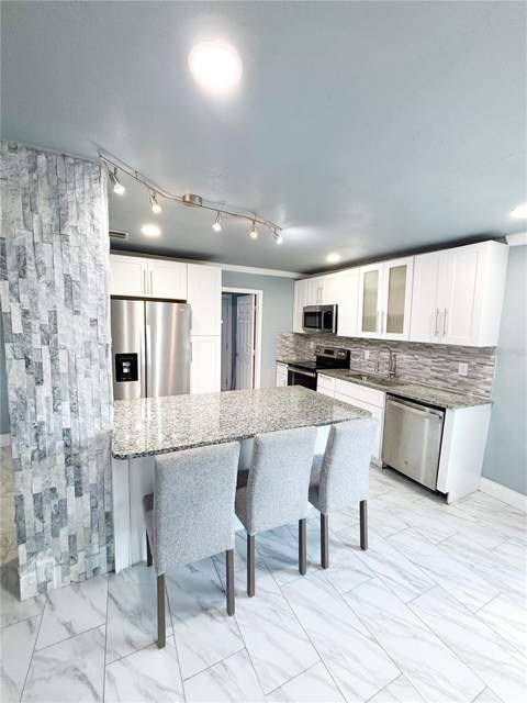 3427 16th Avenue, St Petersburg FL - photo 9 of 34