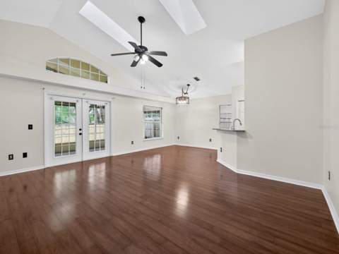 1008 Royal Oaks Drive, Apopka FL - photo 6 of 6