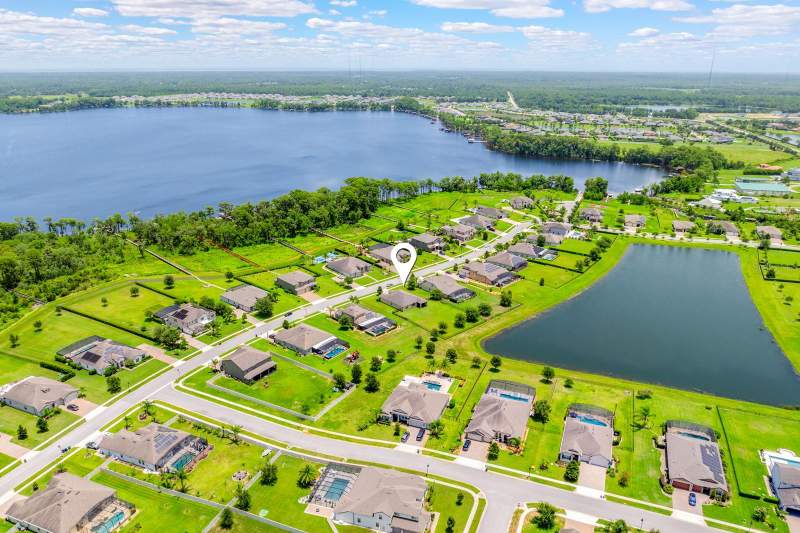 4 bedroom Single Family Residence at 17590 Sailfin Drive, Estates/Lk Pickett-Ph 1, Orlando — photo 2