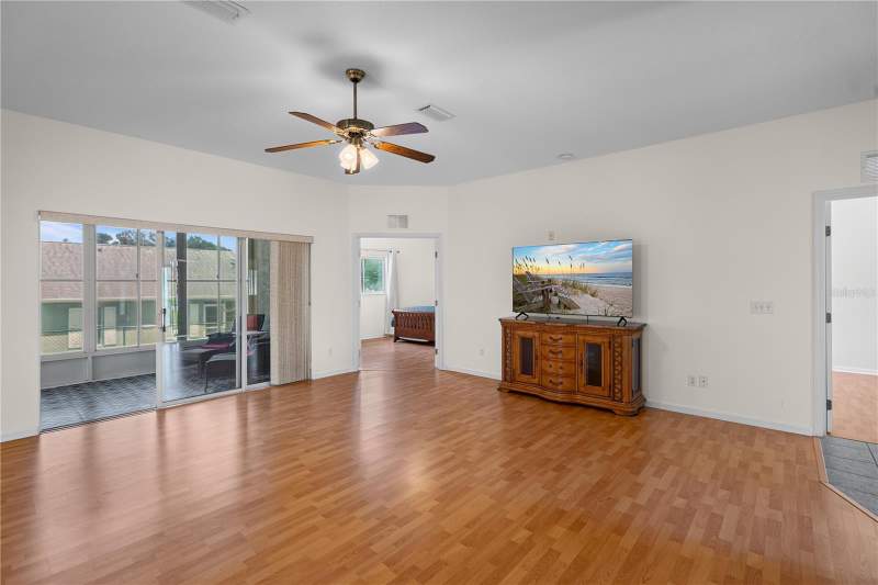 3 bedroom Single Family Residence at 1901 NW 50th Circle, Ocala Palms Un 01, Ocala — photo 3