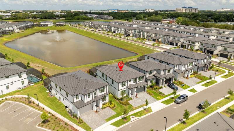 9 bedroom Single Family Residence at 10018 Voyager Way, Paradiso Grande Ph 2, Orlando — photo 4