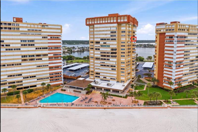 1 bedroom Condominium at 17920 Gulf Boulevard #1502, Redington Towers Bldg 2 Condo, St Petersburg — photo 2