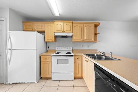 3078 Shingle Creek Court, Kissimmee FL - photo 14 of 31