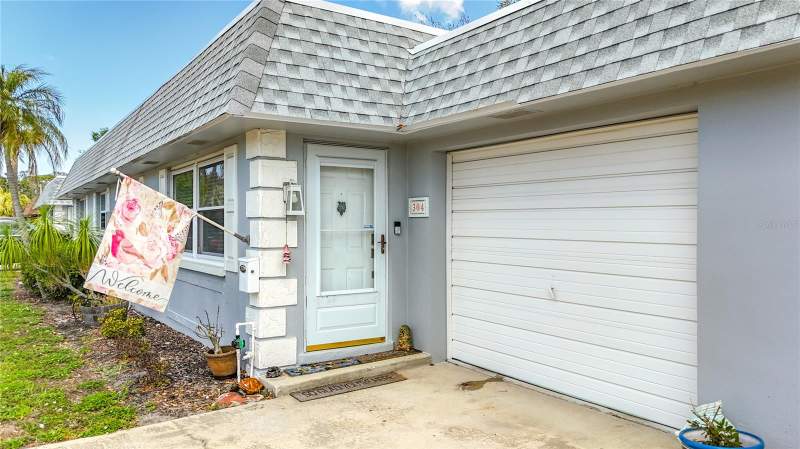 Rothmoor Estates Condo