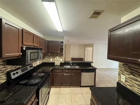 7605 Pissarro Drive #13108, Orlando FL - photo 6 of 30