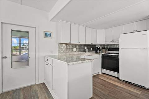 225 Blackburn Boulevard, North Port FL - photo 6 of 6