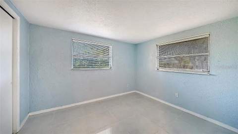 5529 Nutmeg Avenue, Sarasota FL - photo 23 of 33