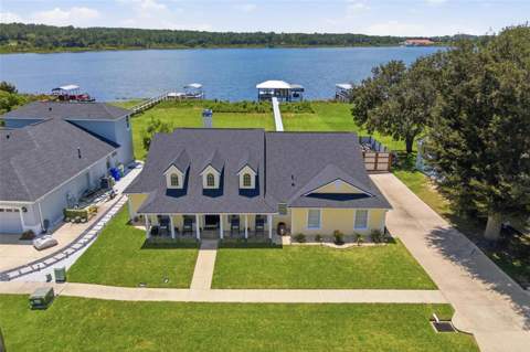 3716 Bayshore Circle, Tavares FL - photo 15 of 82