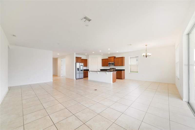 4 bedroom Single Family Residence at 3880 Carrick Bend Drive, Bellalago Ph 5J, Kissimmee — photo 3