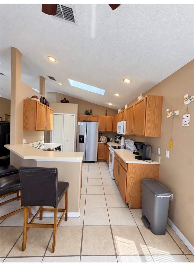 4 bedroom Single Family Residence at 2564 Bear Creek Court, Indian Creek Ph 1, Kissimmee — photo 3