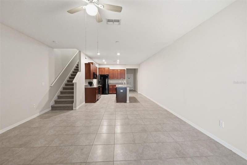 3 bedroom Townhouse at 10407 Lake Montauk Drive, Riverview Lakes, Riverview — photo 5