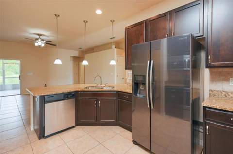 6019 Evansbrook Drive, Zephyrhills FL - photo 12 of 27