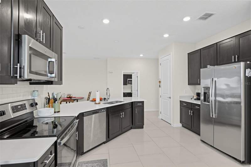 4 bedroom Single Family Residence at 6995 Church Lake Street, Trinity Lakes Ph 1 & 2, Groveland — photo 5