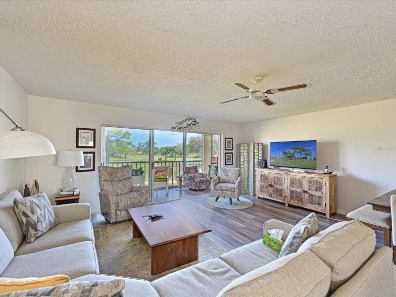 2 bedroom Condominium at 4240 Ironwood Circle #206A, Ironwood Twelfth, Bradenton — photo 2