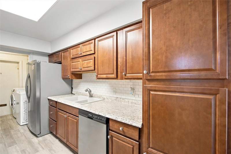 2 bedroom Condominium at 2212 Starboard #2212, Hartridge Landing, Winter Haven — photo 5
