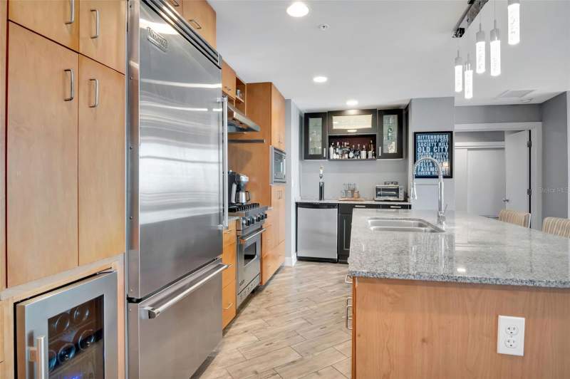 2 bedroom Condominium at 1120 E Kennedy Boulevard #1512, Grand Central At Kennedy Resid, Tampa — photo 5