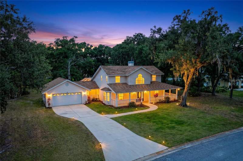 3 bedroom Single Family Residence at 518 129th Street, Hidden Oaks, Bradenton — photo 2