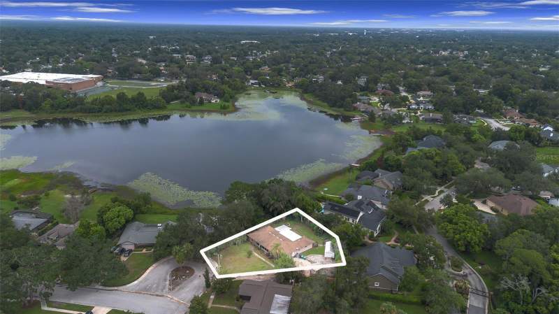 3 bedroom Single Family Residence at 130 SLADE DRIVE, MOORINGS THE, LONGWOOD — photo 1