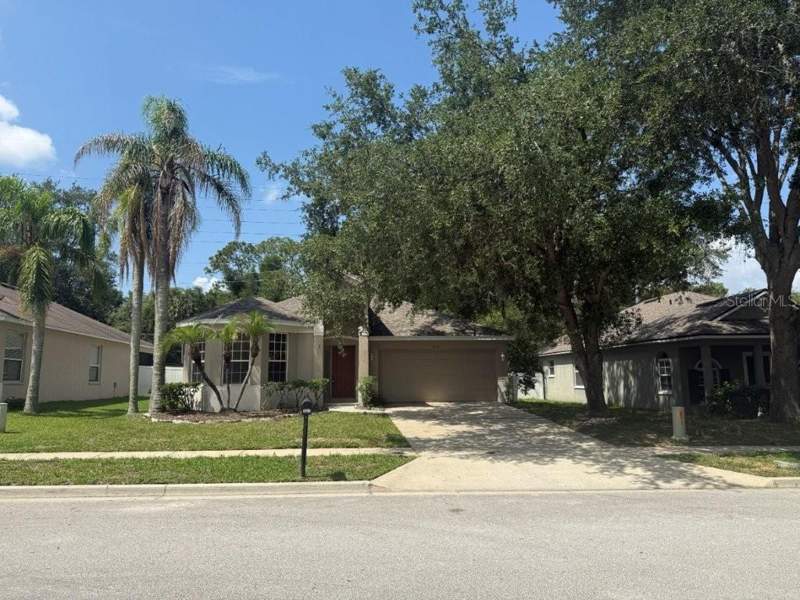 1102 MAGNOLIA BLOSSOM COURT home for sale in Parkside At Errol Estates