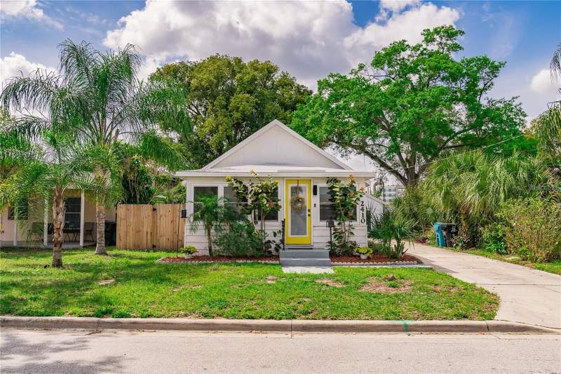 2410 CENTER AVENUE home for sale in Page Sub