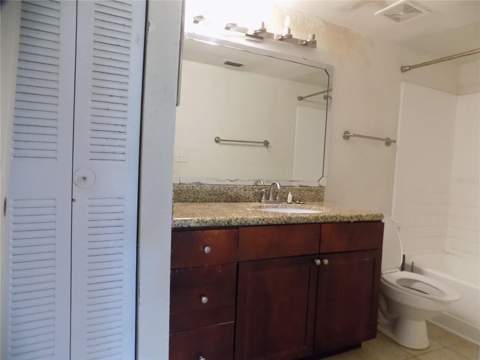 5116 Conroy Road #16, Orlando FL - photo 7 of 16