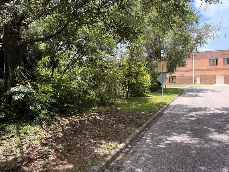 3 bedroom Single Family Residence at 1804 S Maple Avenue, Pinehurst 1st Add, Sanford — photo 3