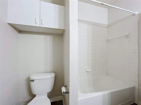 3605 Conroy Road #513, Orlando FL - photo 10 of 31
