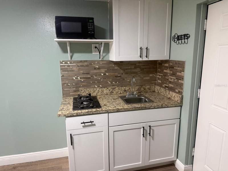 4 bedroom Single Family Residence at 3001 N 45th Street, Highland Pines Rev, Tampa — photo 5