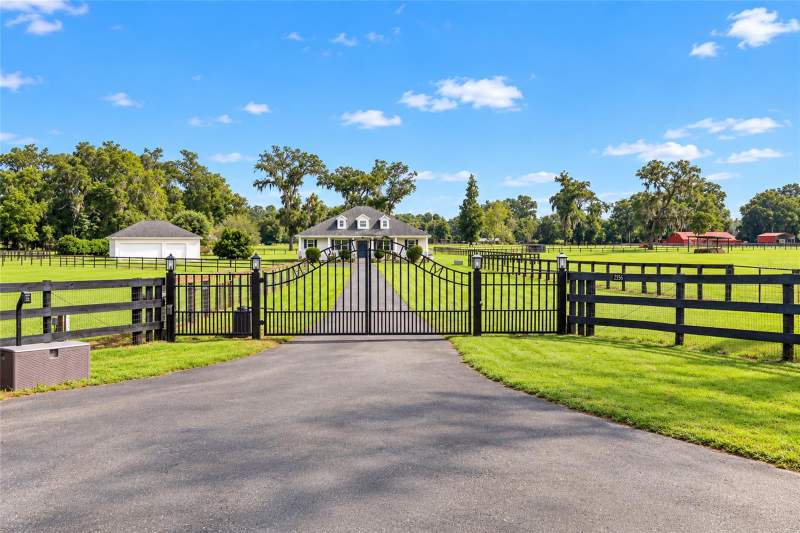 3 bedroom Farm at 2556 NE 120th Street, Shadowood Farms Estate, Anthony — photo 4