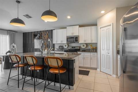 15415 Miller Creek Drive, Sun City Center FL - photo 11 of 42