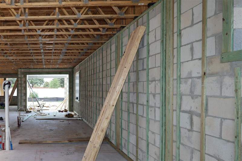 5 bedroom Single Family Residence at 17043 Overstory Road, Solace At Corner Lake, Orlando — photo 3