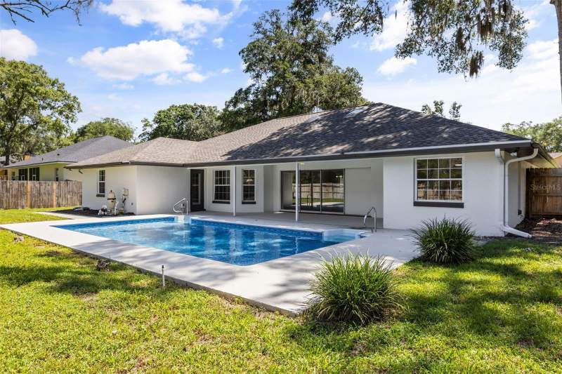 4 bedroom Single Family Residence at 3690 SE 56th Terrace, Indian Pines, Ocala — photo 3