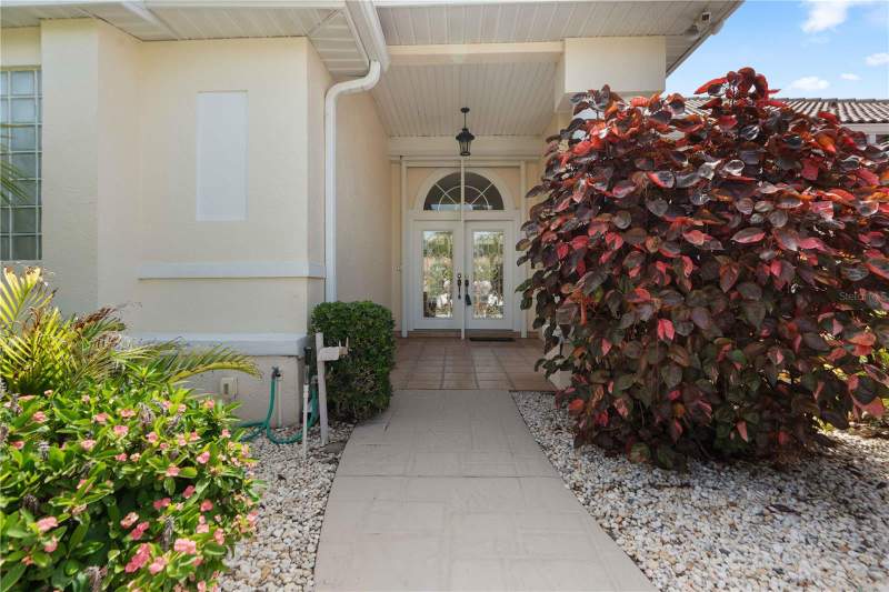 3 bedroom Single Family Residence at 2122 Platinum Drive, Sun City Center Unit 256, Sun City Center — photo 4