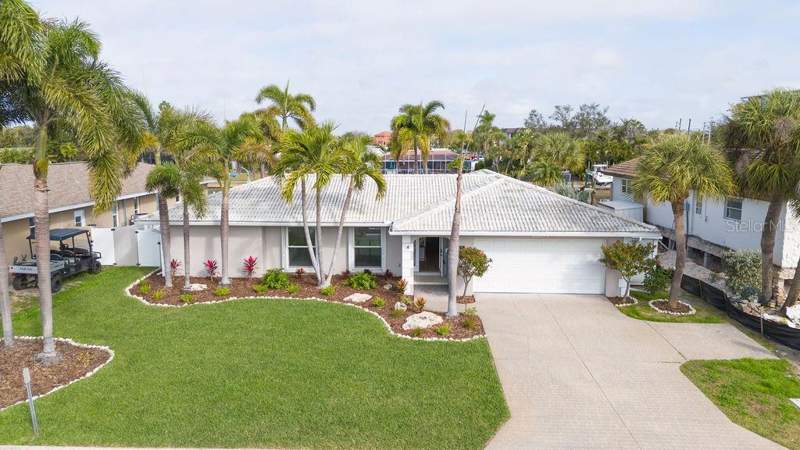 3807 48TH AVENUE home for sale in Maximo Moorings