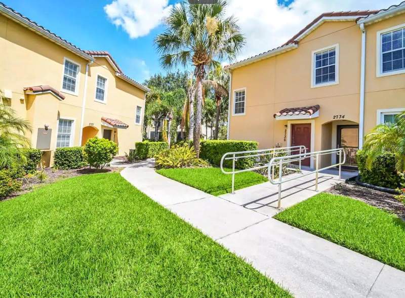 3 bedroom Townhouse at 2736 Oakwater Drive, Oakwater, Kissimmee — photo 2