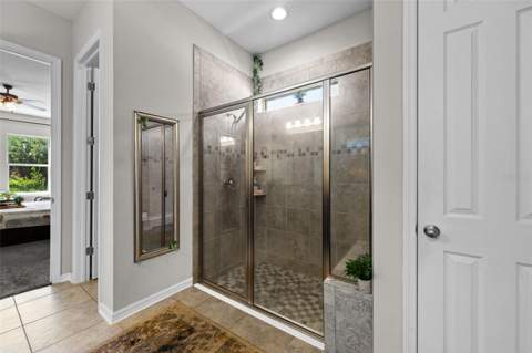 4501 Rolling Green Drive, Wesley Chapel FL - photo 18 of 54