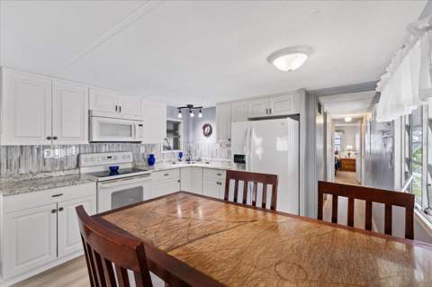 3405 Florence Drive, Ellenton FL - photo 9 of 23