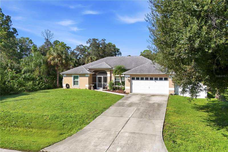 3 bedroom Single Family Residence at 4732 Flint Drive, Port Charlotte Sub 18, North Port — photo 5